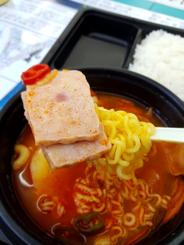 コンビニブデチゲ弁当4.jpg