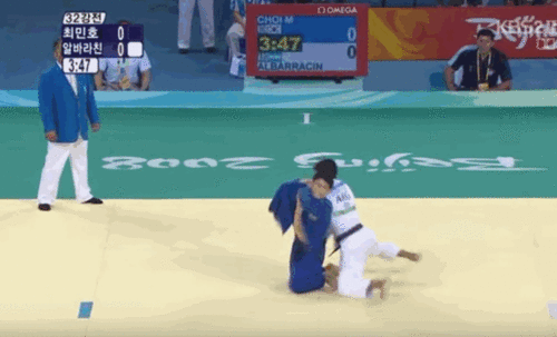 チェミンホ北京1.gif
