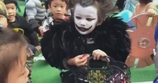 韓国の反応 昨年のハロウィンでカオナシに仮装した子供の今年の仮装 ハナミズキの韓国ブログ 海外の反応