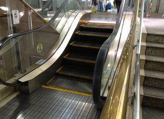 世界一短いエスカレーターque-12143301627.jpg