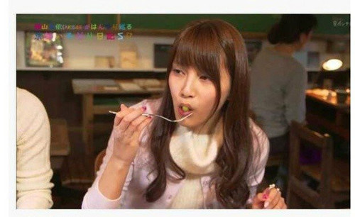 入山杏奈3.jpg