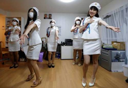 日本の北朝鮮ファンクラブ先軍女子1.jpg