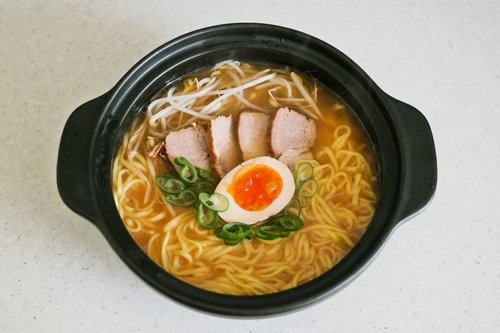 日清ラ王2.jpg