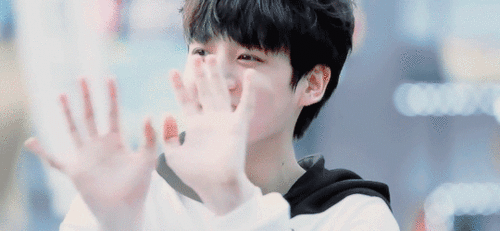 防弾少年団ジョングク2_1515857270.gif