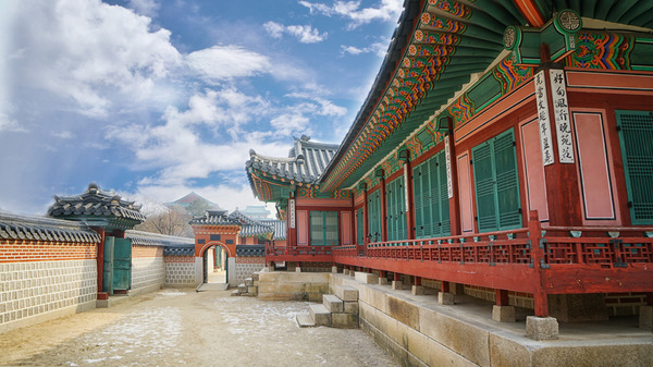 Lovepik_com-500863032-gyongbokkung-south-korea_.jpg